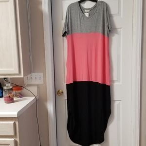 Women's Plus Size Maxi Dress